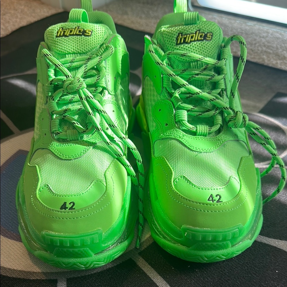 Balenciaga triple s lime green